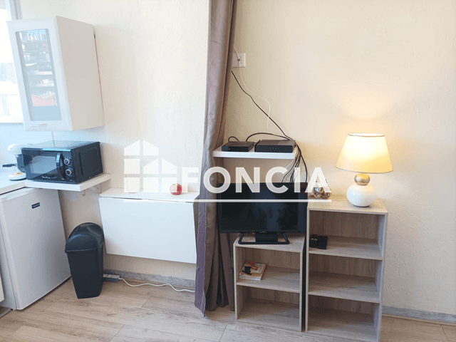 Studio meublé (11.9 m²) à louer - Nice (06100)