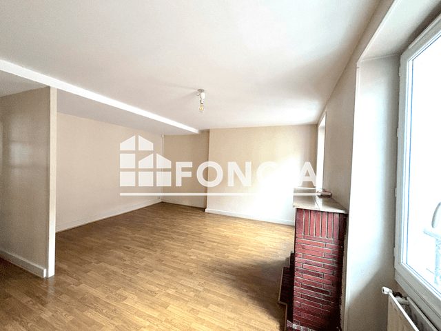Appartement 5 pièces (100 m²) à louer - Voiron (38500)