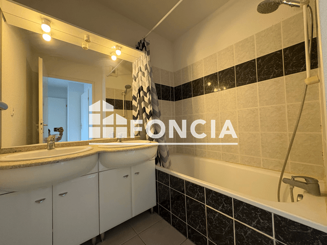 Appartement 3 pièces (54.02 m²) à louer - Poitiers (86000)