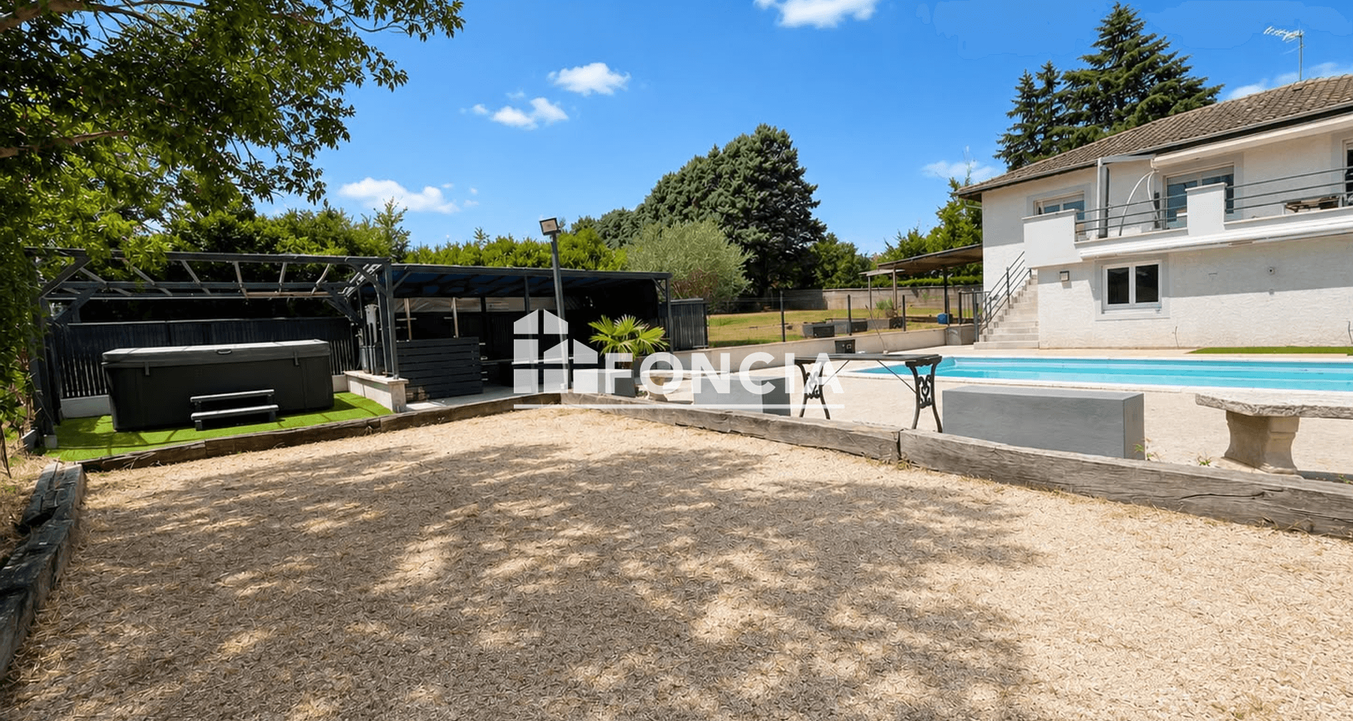 Maison 5 pièces (150 m²) à vendre - Toussieux (01600)