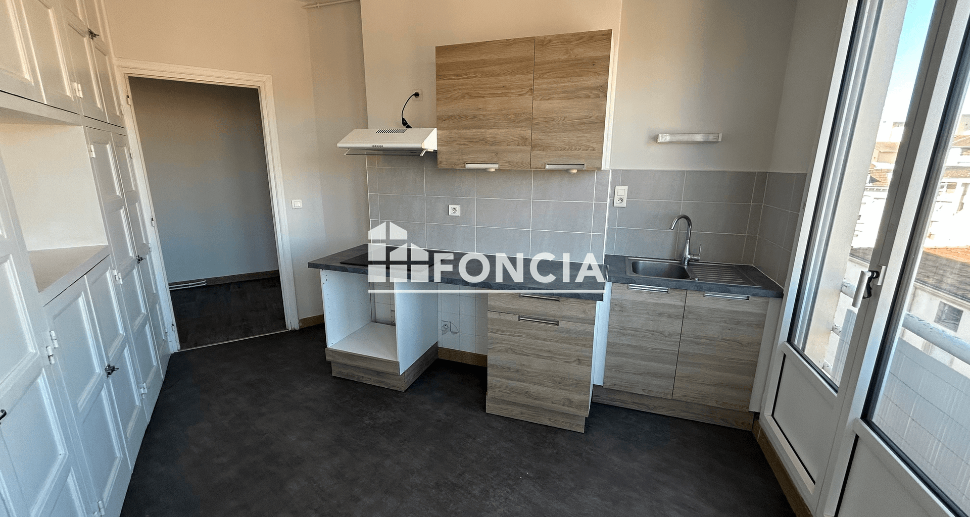 Appartement 4 pièces (81.61 m²) à louer - Roanne (42300)