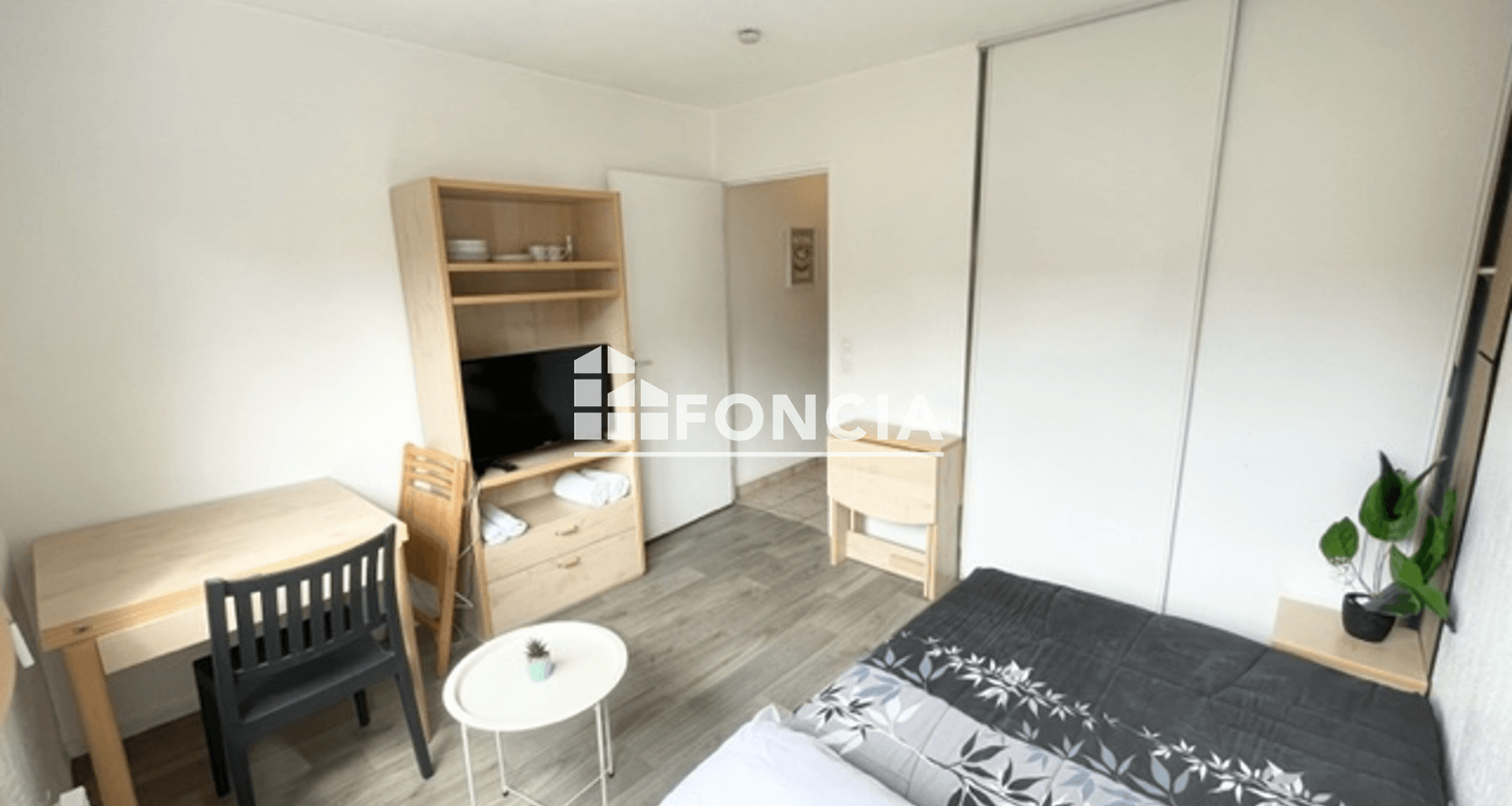Studio meublé (18.1 m²) à louer - Saint-étienne (42000)