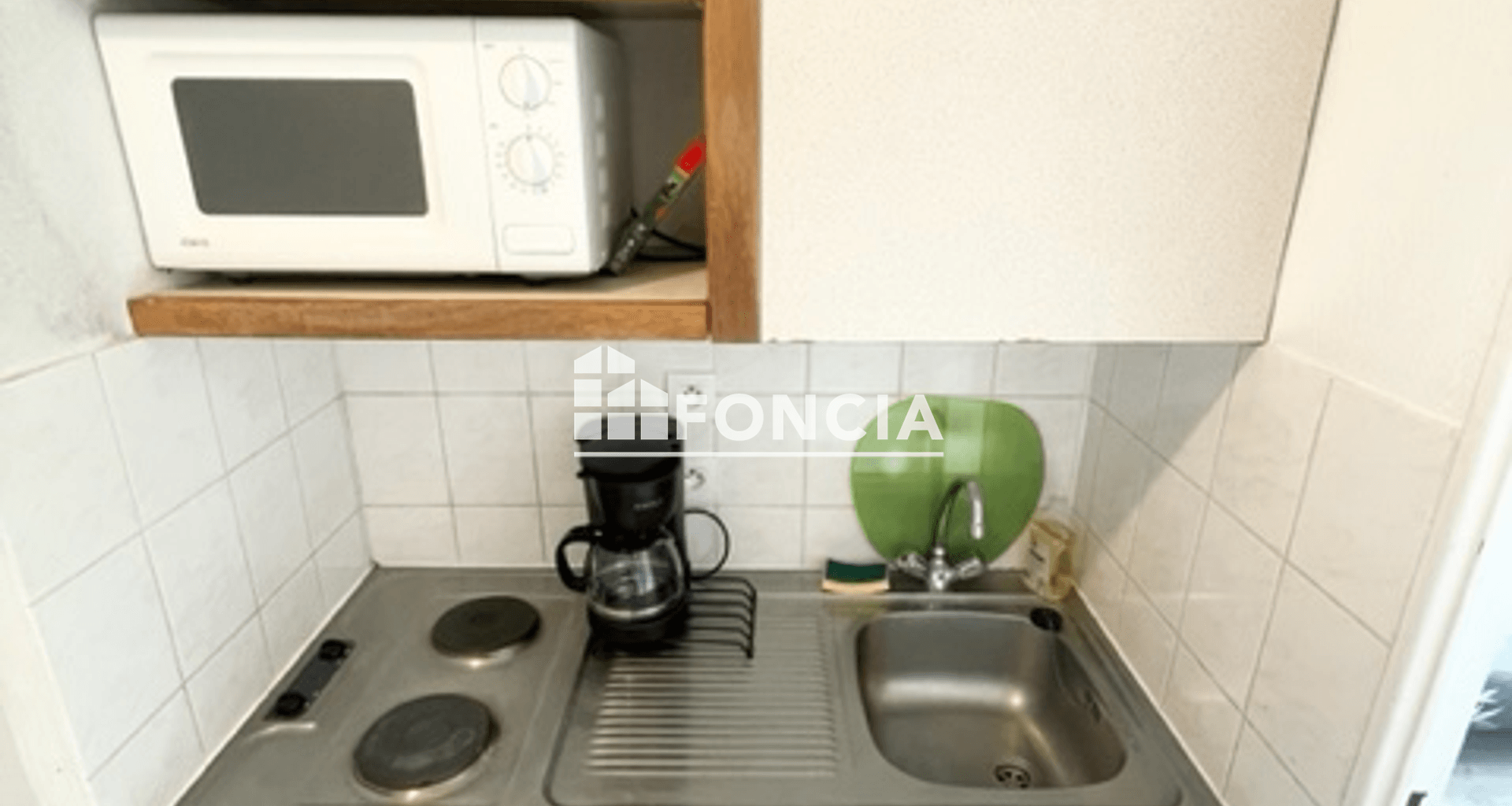 Studio meublé (18.1 m²) à louer - Saint-étienne (42000)