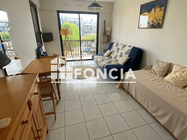 Studio meublé (24.62 m²) à louer - La Rochelle (17000)