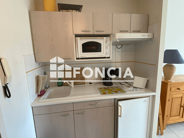 Studio meublé (24.62 m²) à louer - La Rochelle (17000)