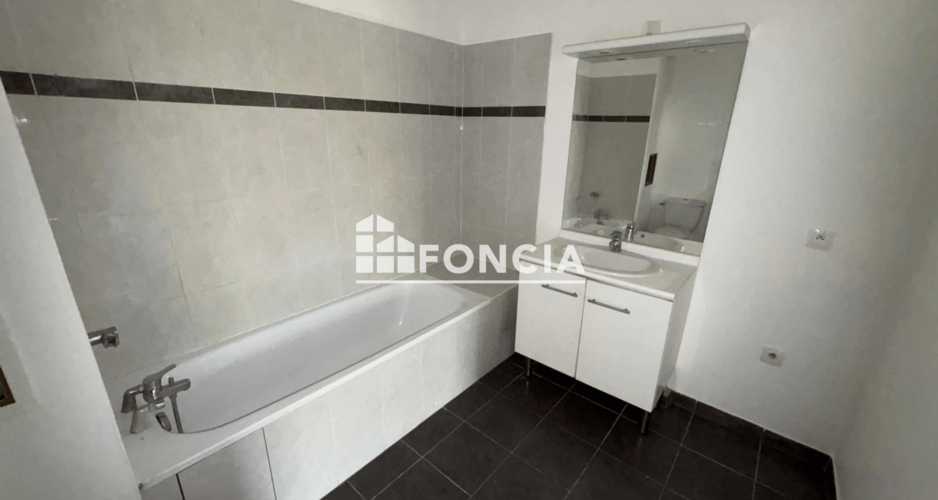 Appartement 2 pièces (38.5 m²) à louer - Boussy-saint-antoine (91800)