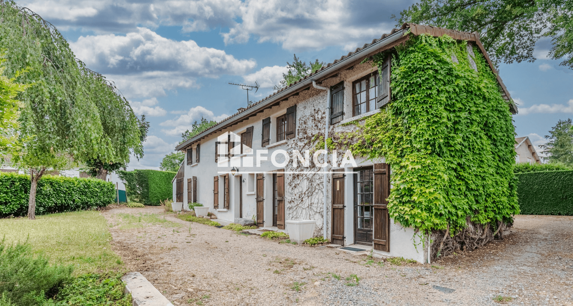 Maison 4 pièces (138 m²) à vendre - Nervieux (42510)