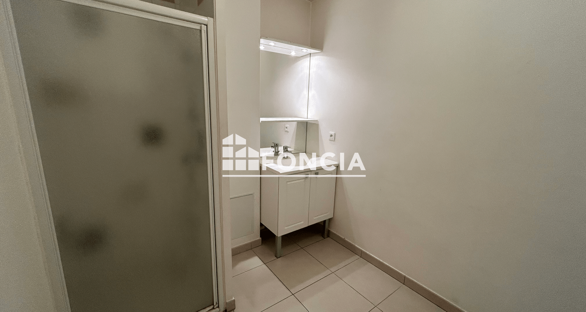 Studio (27 m²) à vendre - ÉVreux (27000)