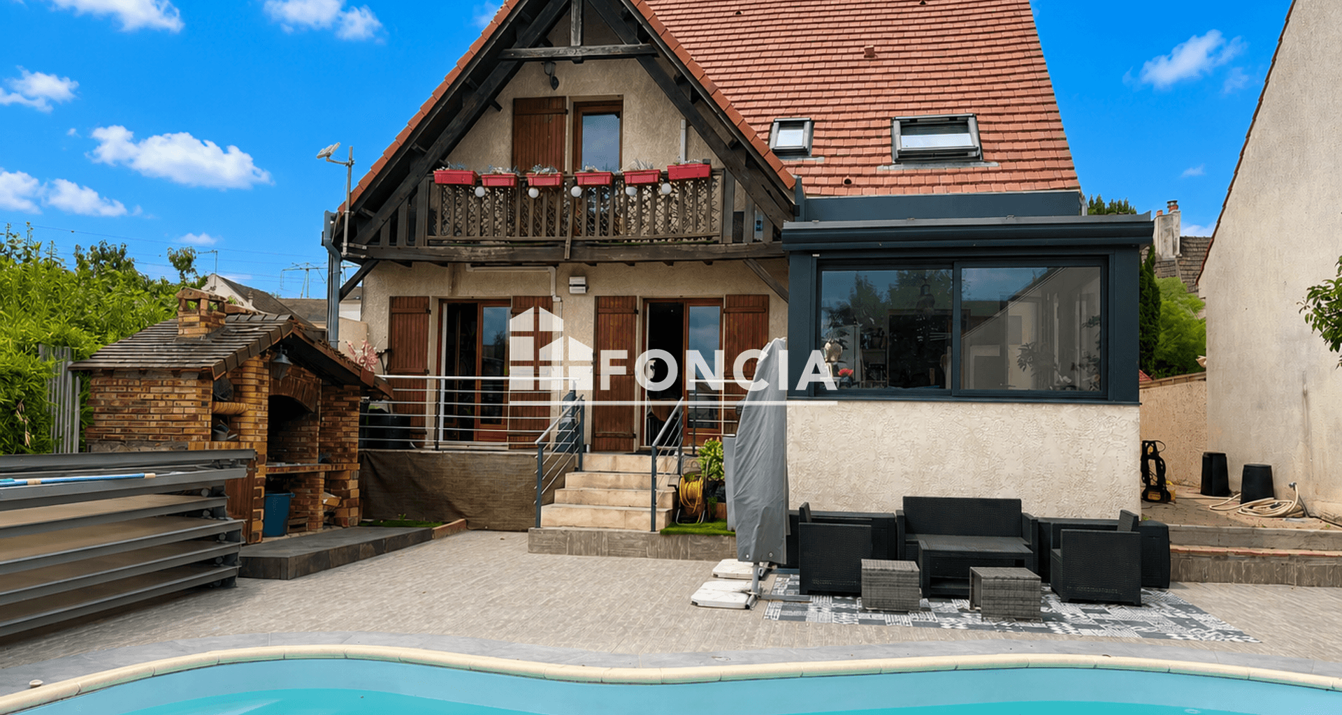 Maison 7 pièces (180 m²) à vendre - Le Thillay (95500)