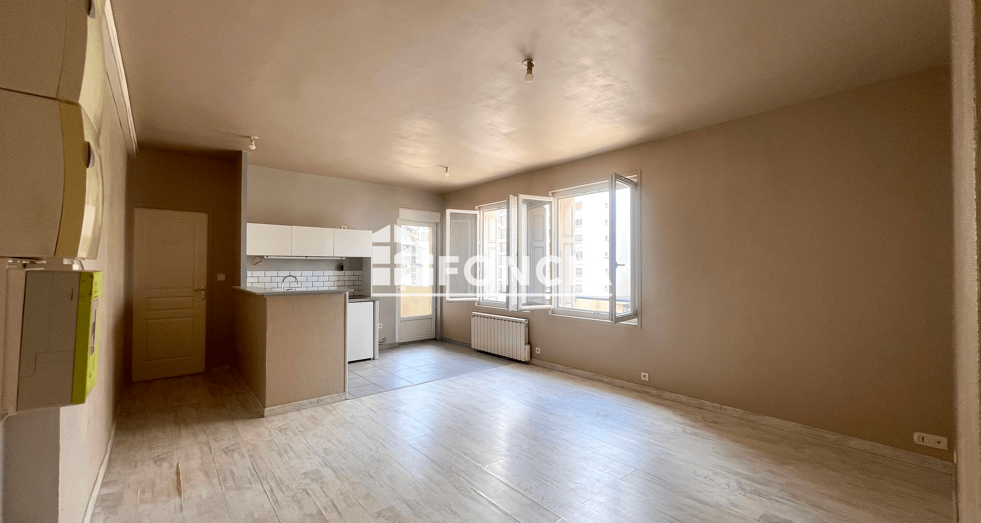 Appartement 2 pièces (45 m²) à louer - Saint-étienne (42100)