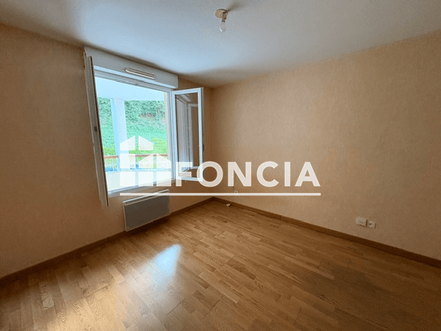 Appartement 2 pièces (41.4 m²) à louer - Saint Egreve (38120)