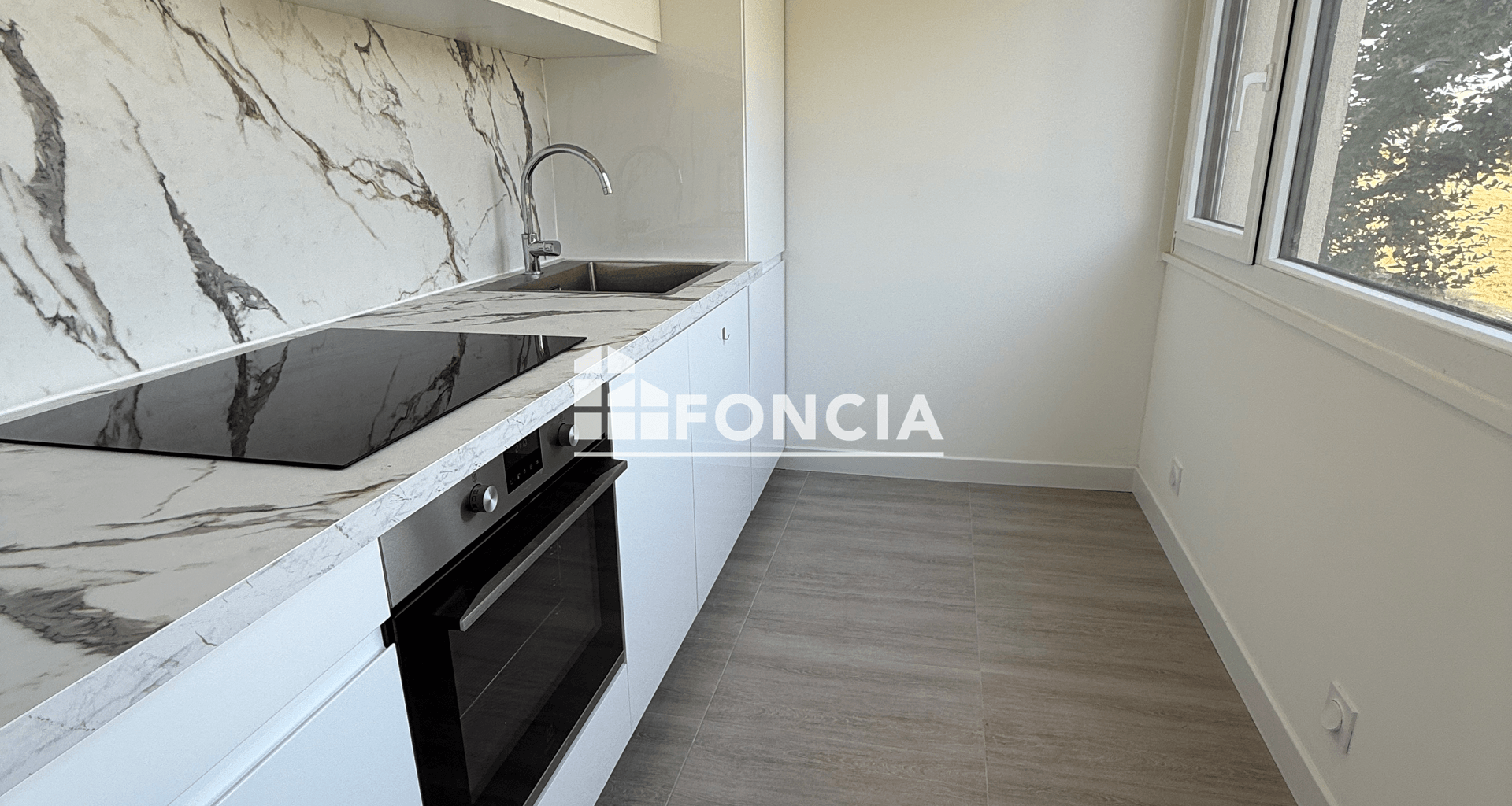 Studio (36 m²) à vendre - Saint-julien-en-genevois (74160)