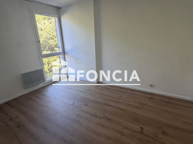 Appartement 4 pièces (85.6 m²) à louer - Gardanne (13120)