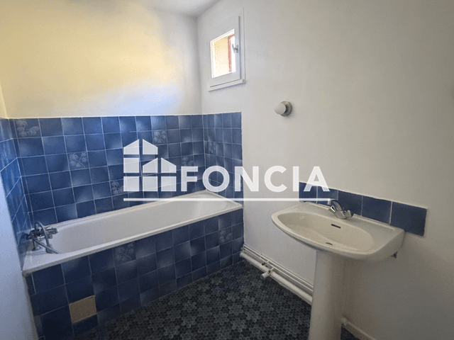 Appartement 4 pièces (85.6 m²) à louer - Gardanne (13120)