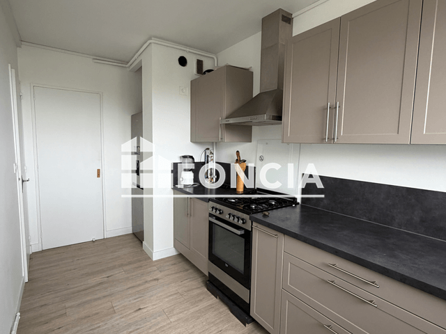 Appartement meublé 3 pièces (75.82 m²) à louer - Caen (14000)