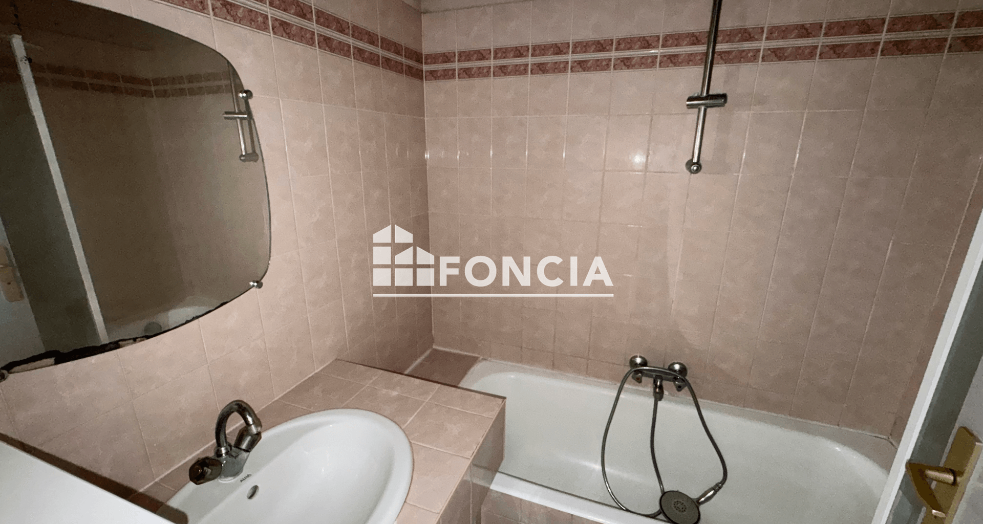 Appartement 2 pièces (57.33 m²) à louer - Lyon 3ᵉ (69003)