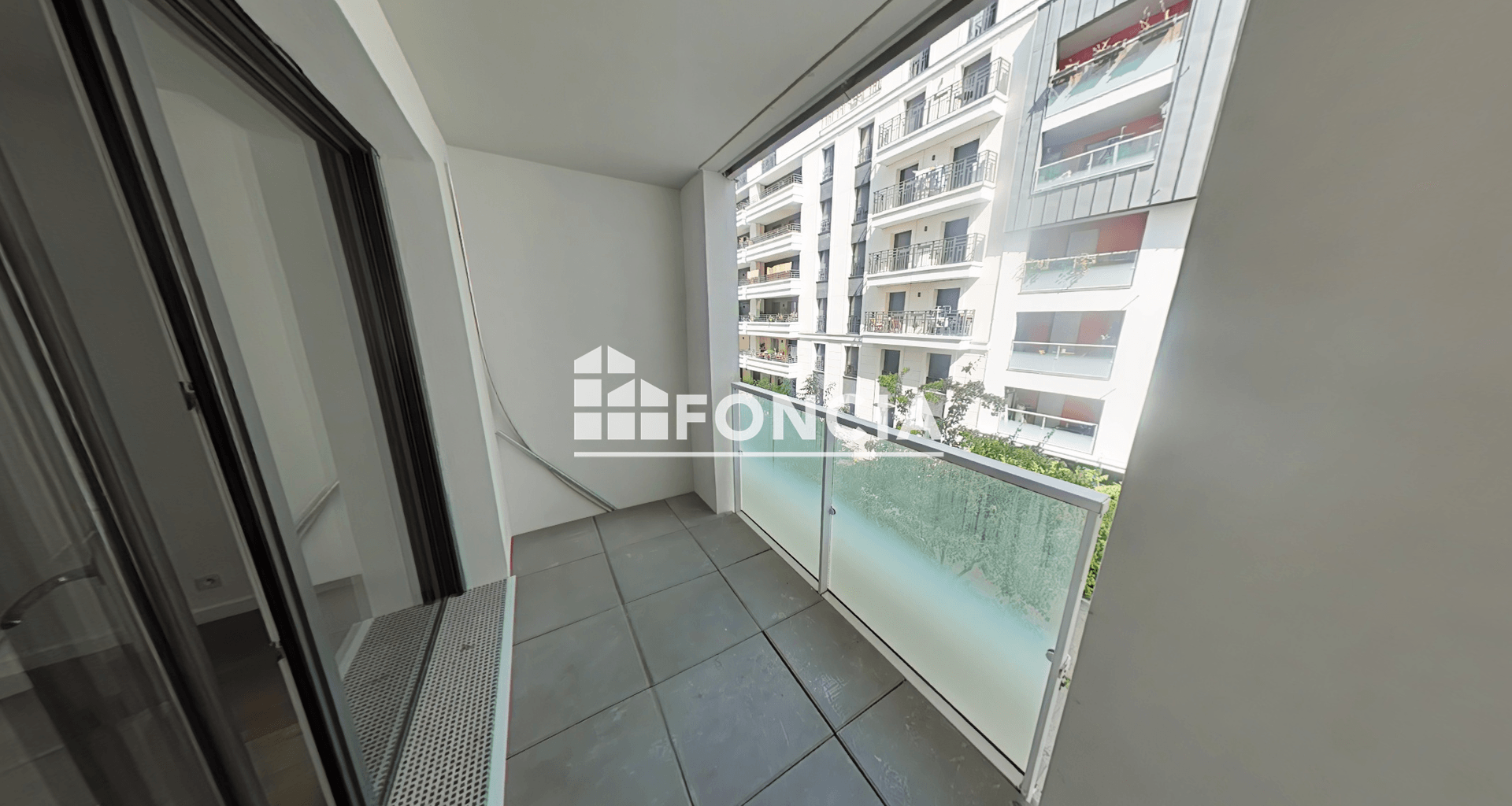 Appartement 3 pièces (60 m²) à louer - Saint-ouen-sur-seine (93400)