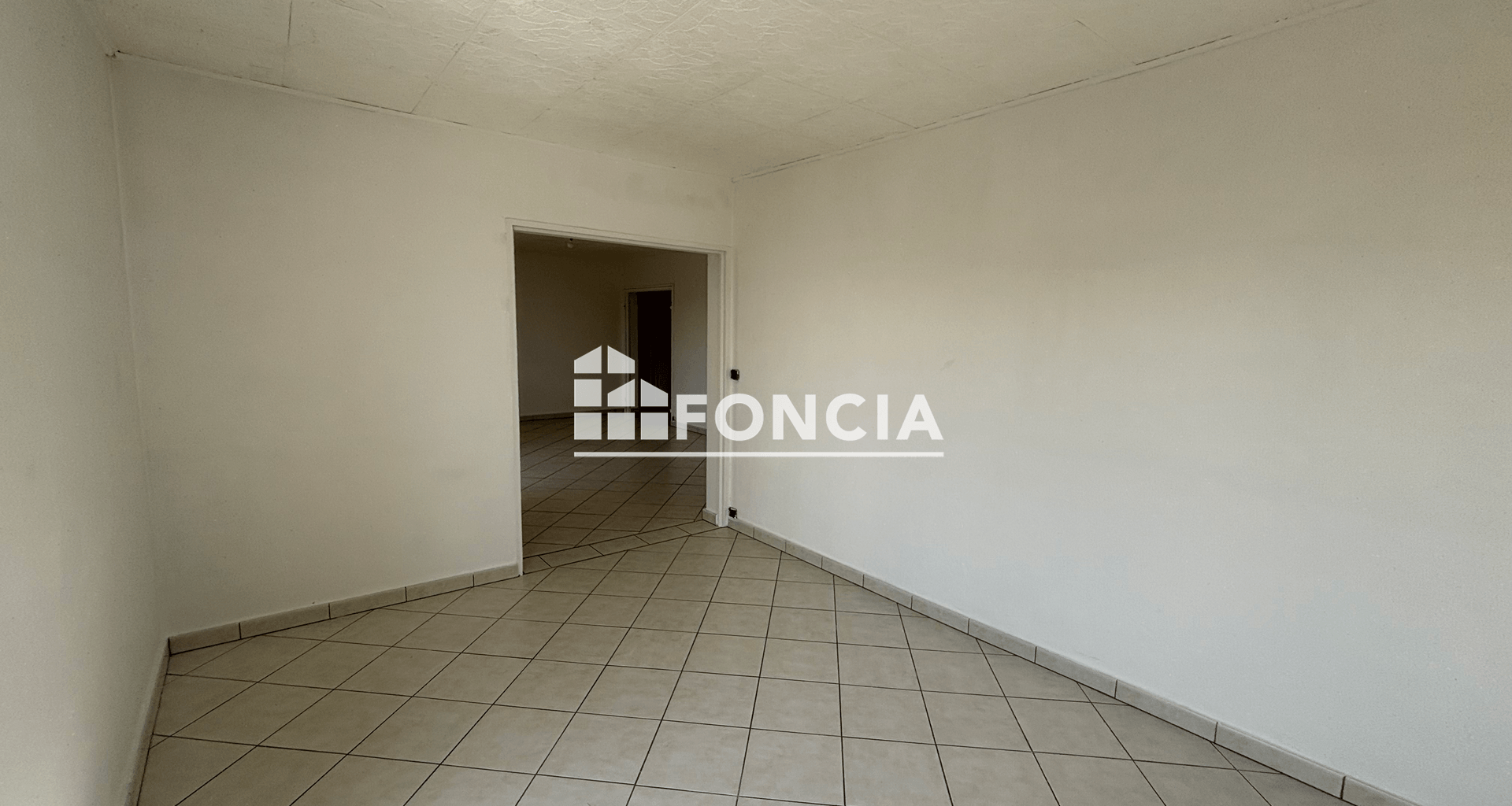 Appartement 4 pièces (86.49 m²) à louer - Pierrelatte (26700)