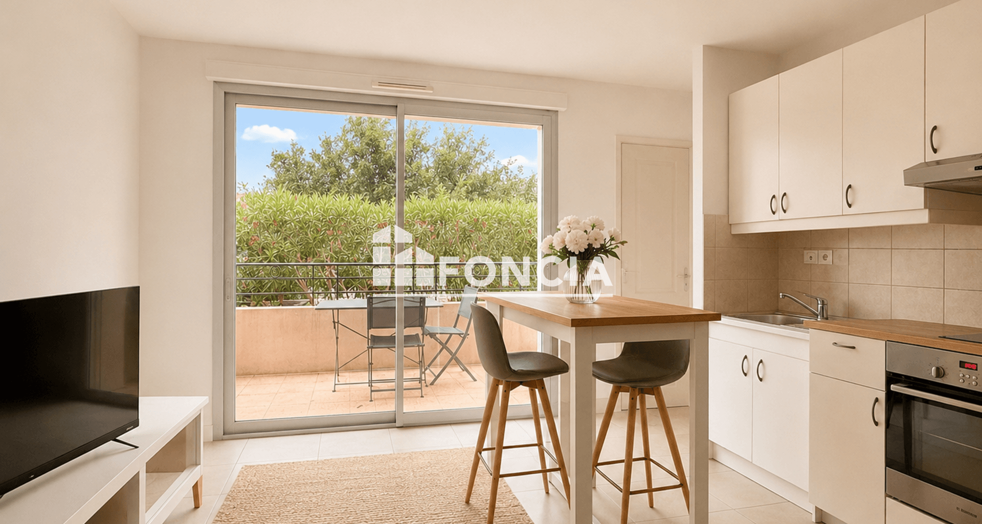 Studio (28 m²) à vendre - La Londe-les-maures (83250)
