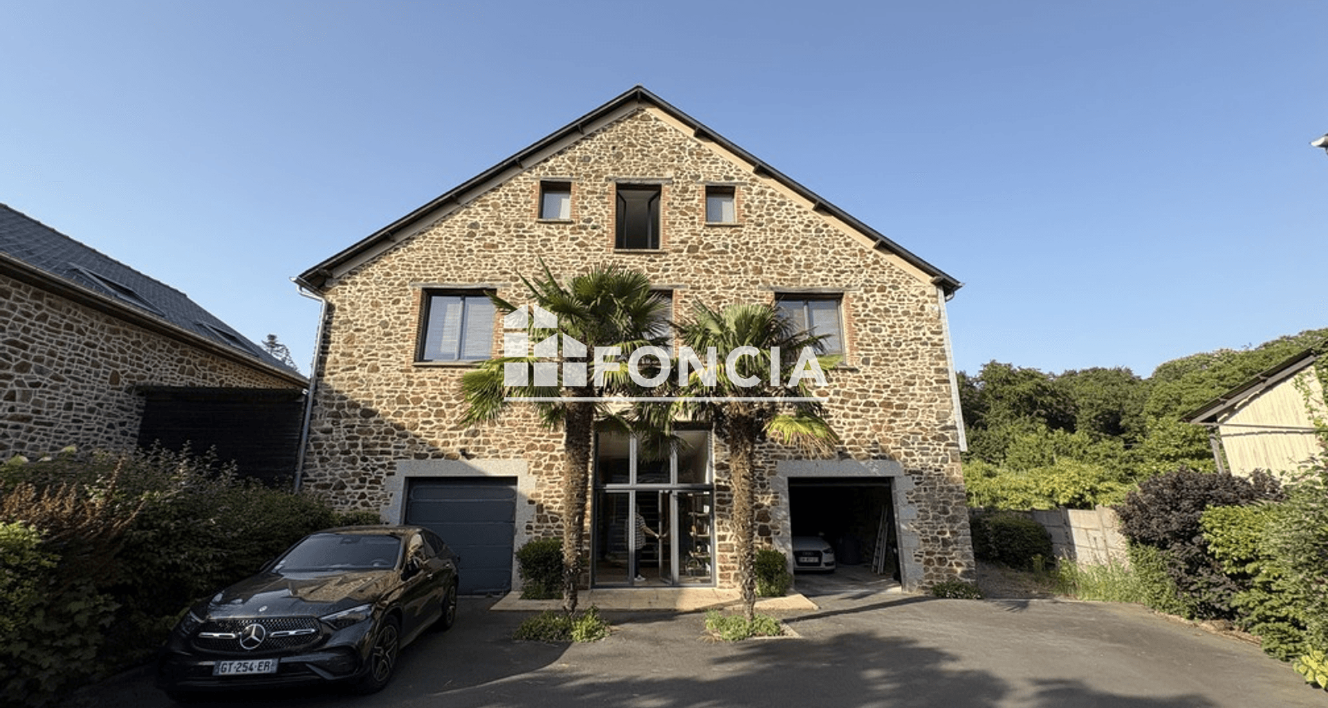 Maison 8 pièces (300 m²) à vendre - Fougères (35300)