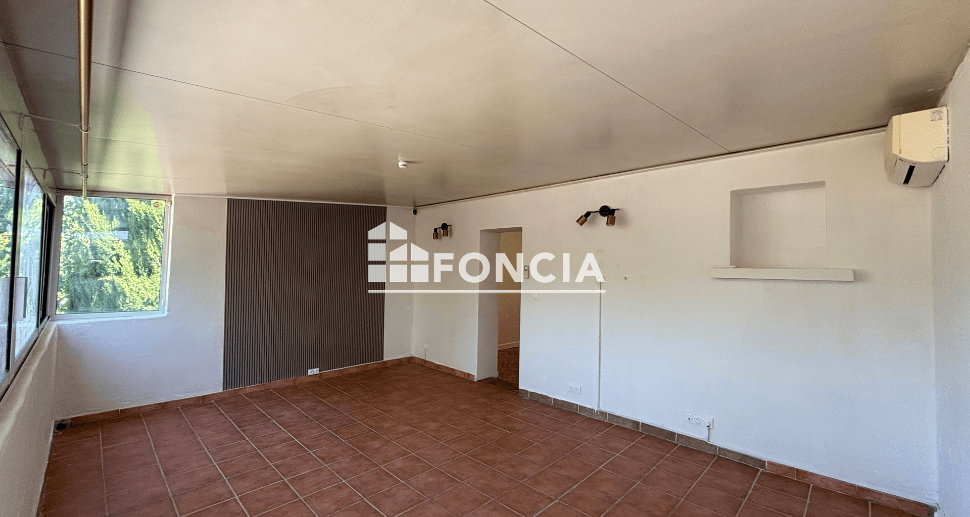 Appartement 3 pièces (79.74 m²) à louer - L'isle-sur-la-sorgue (84800)