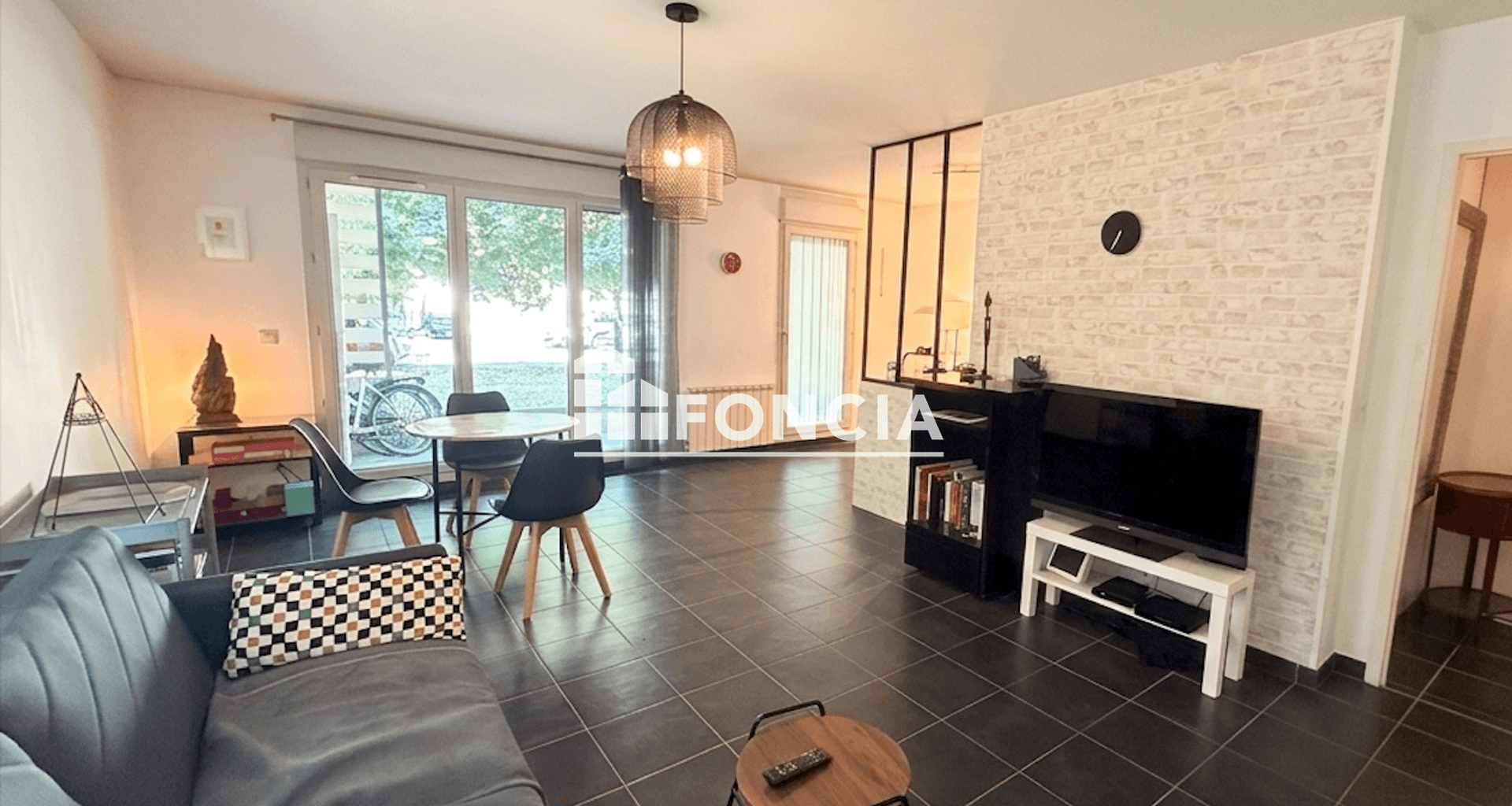 Appartement 4 pièces (80 m²) à vendre - Saint-julien-en-genevois (74160)
