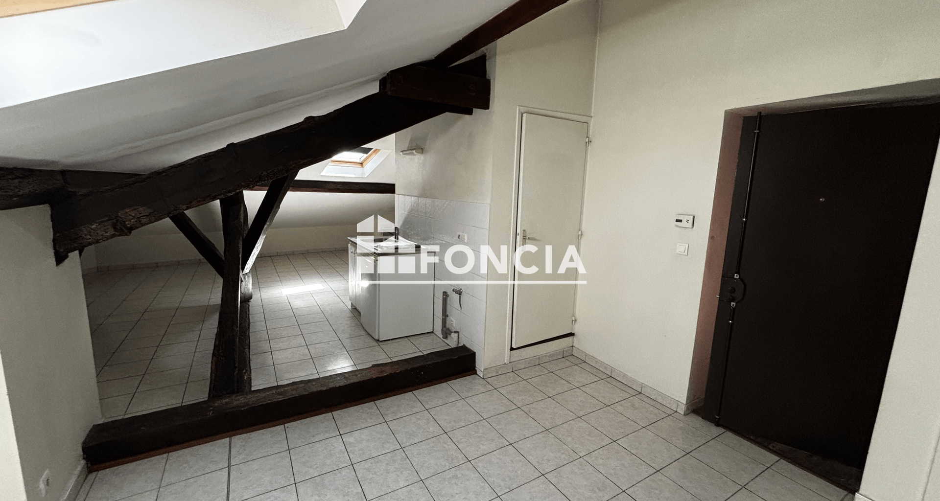 Studio (30 m²) à vendre - Lyon 7ᵉ (69007)