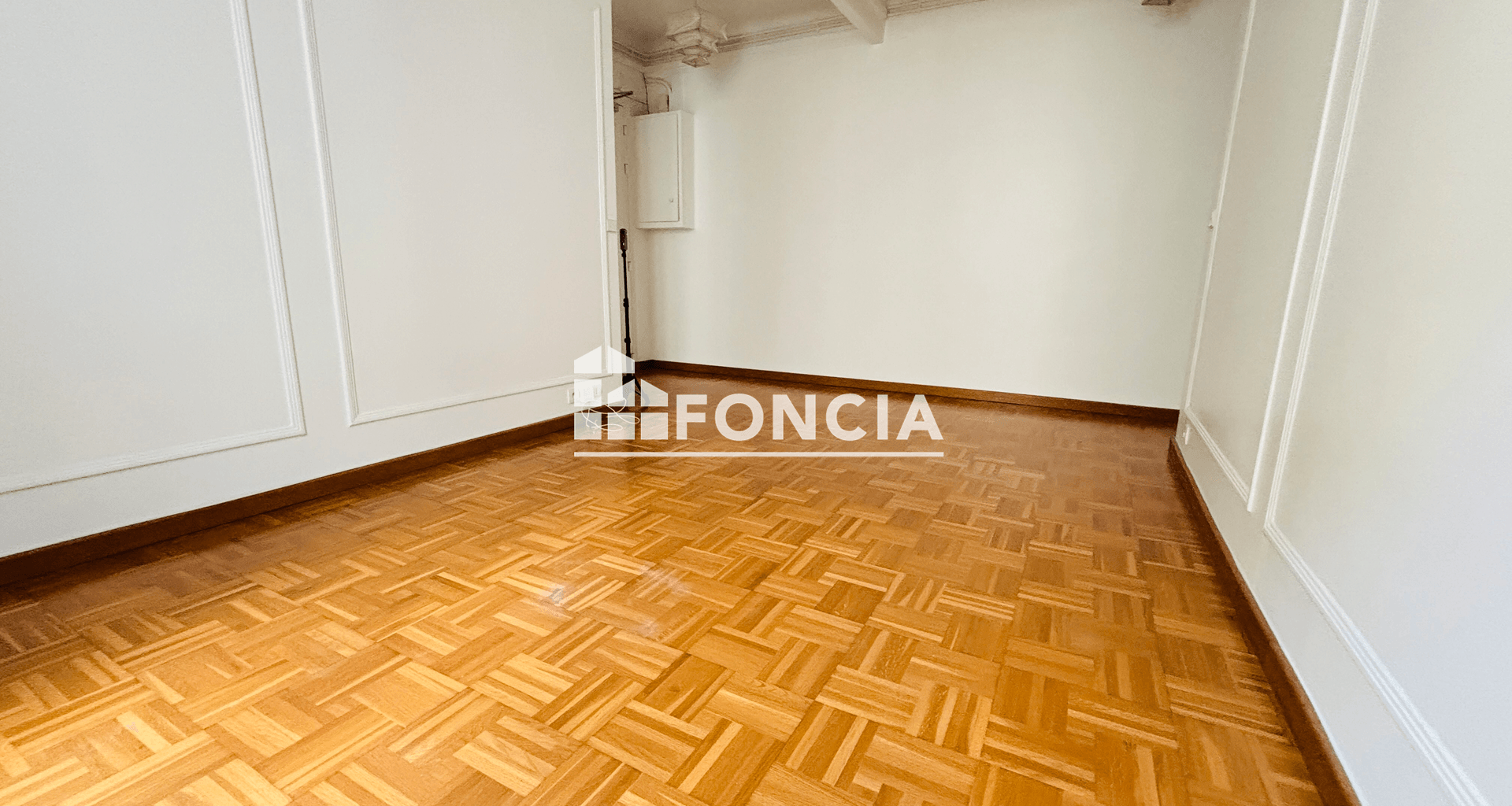 Appartement 2 pièces (46.47 m²) à louer - Issy-les-moulineaux (92130)