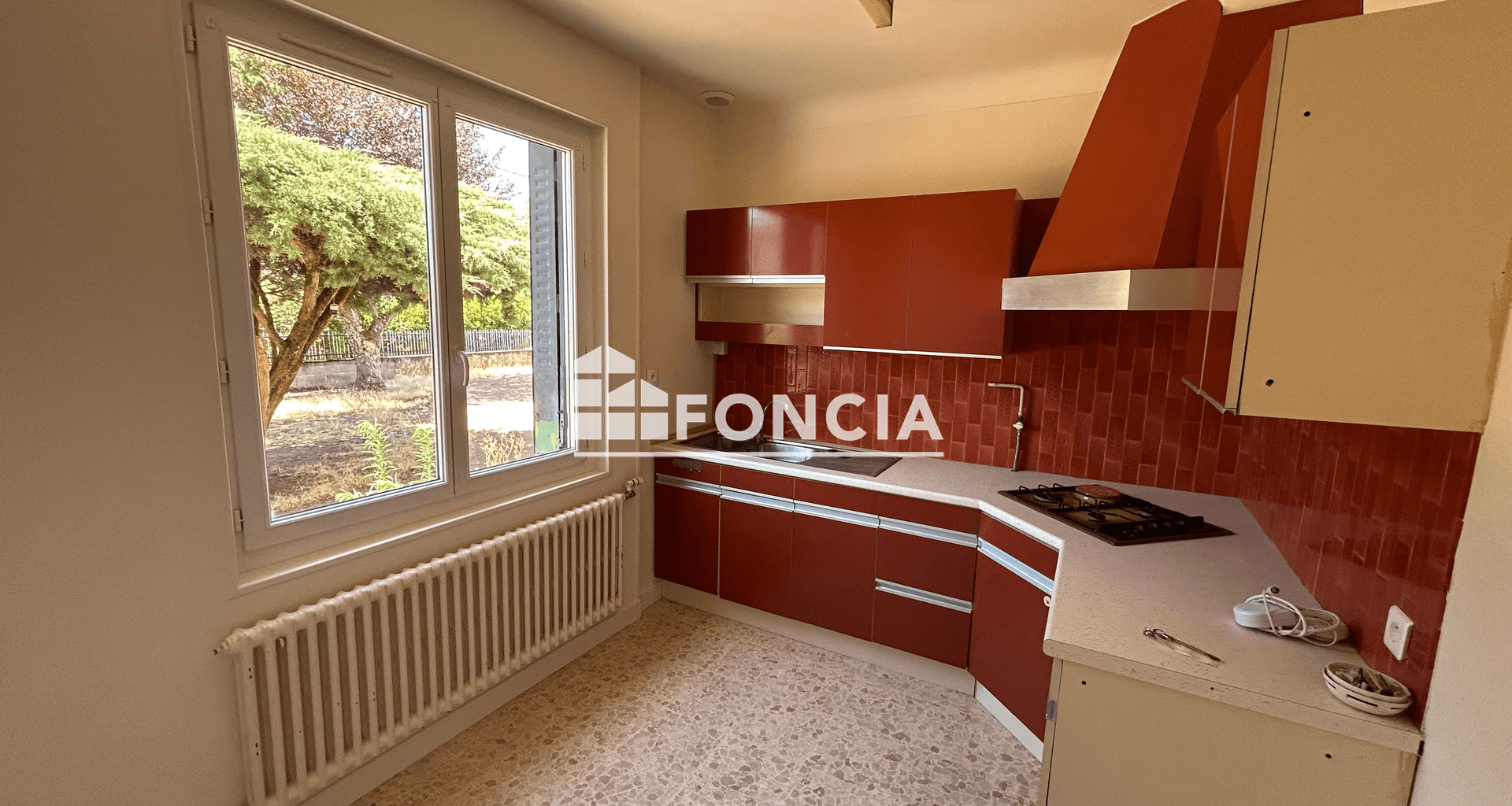 Maison 3 pièces (74.02 m²) à louer - Pouilly-sous-charlieu (42720)