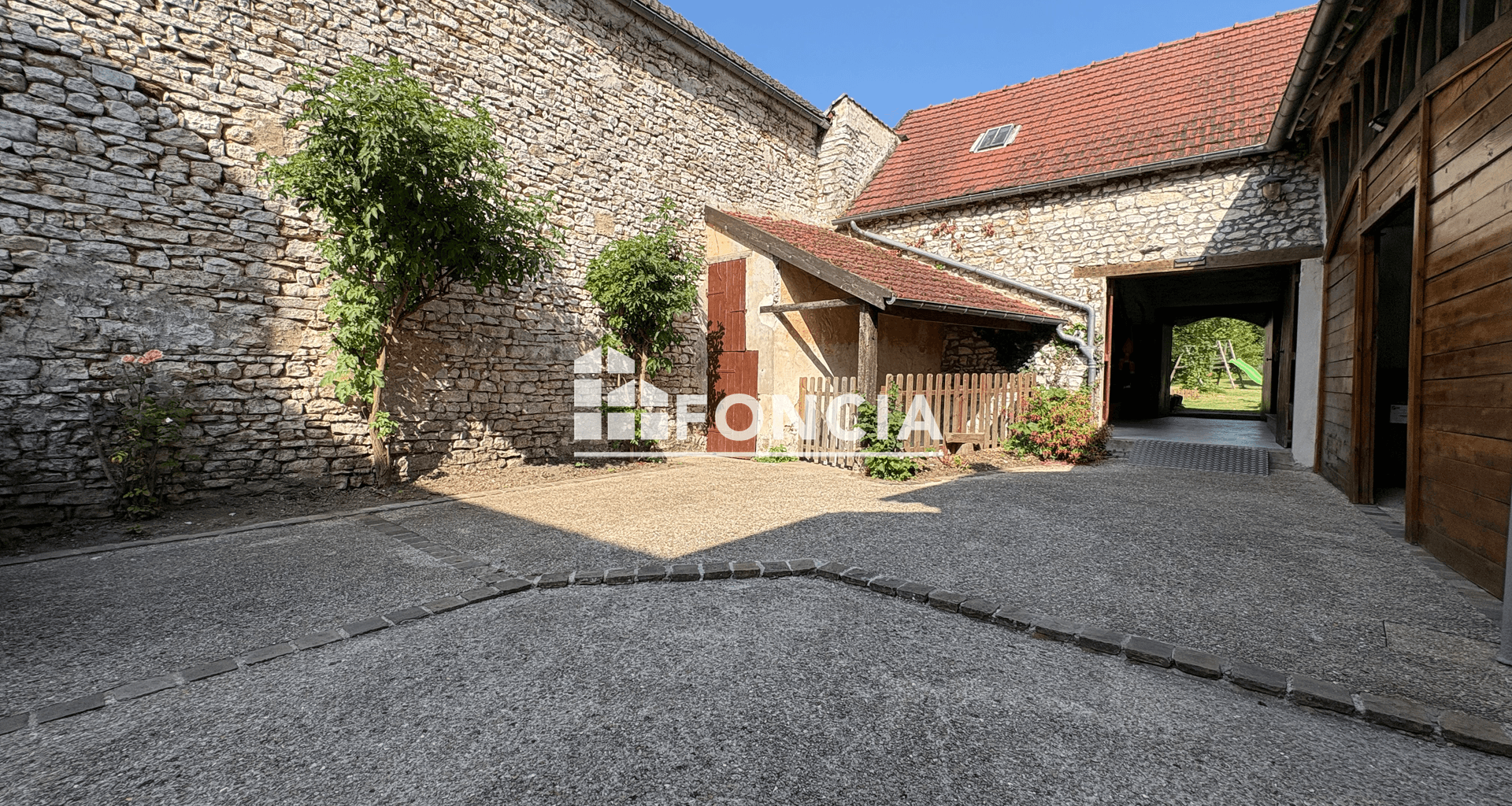 Maison 8 pièces (174 m²) à vendre - Fontenay-mauvoisin (78200)