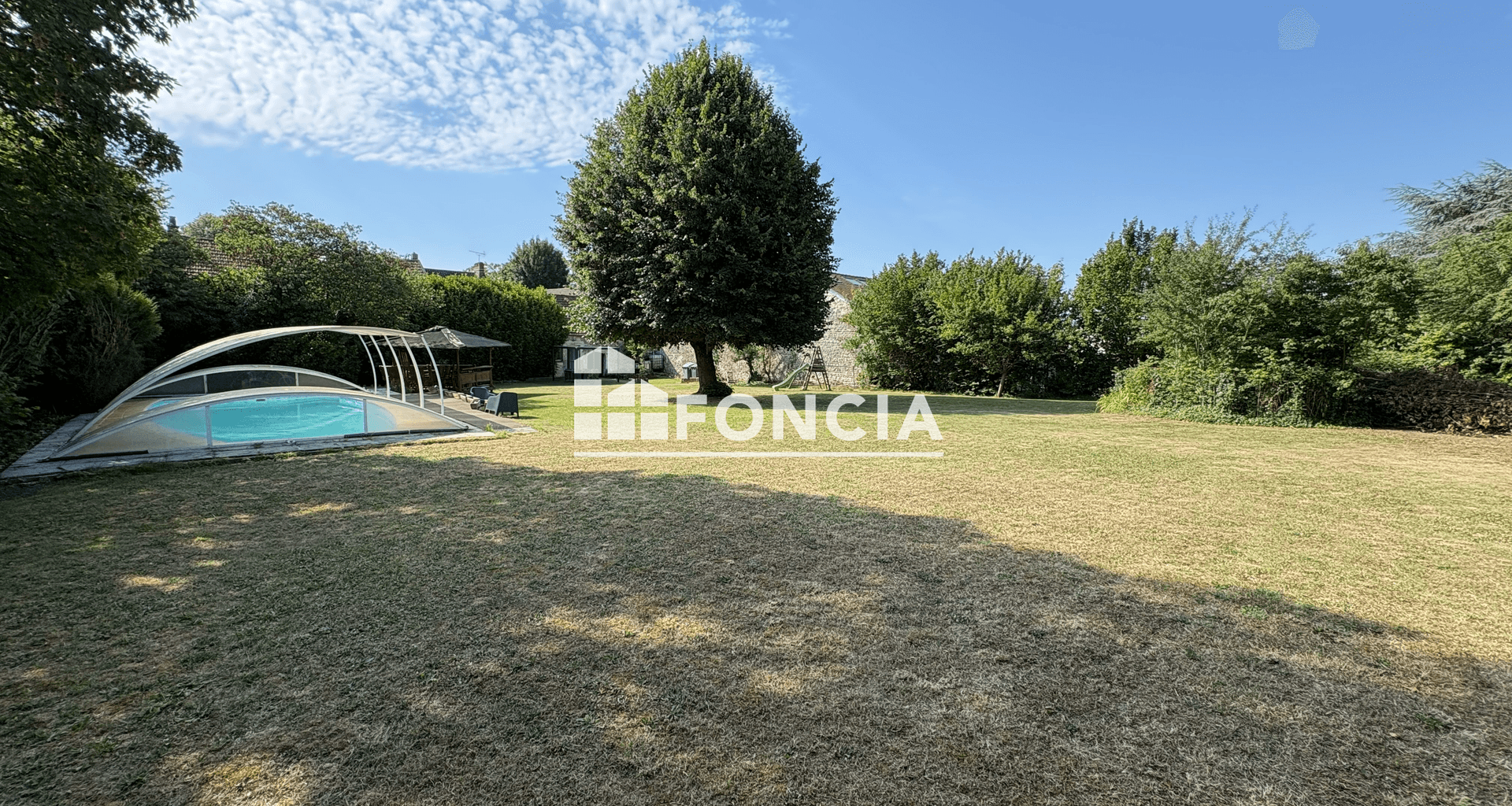 Maison 8 pièces (174 m²) à vendre - Fontenay-mauvoisin (78200)