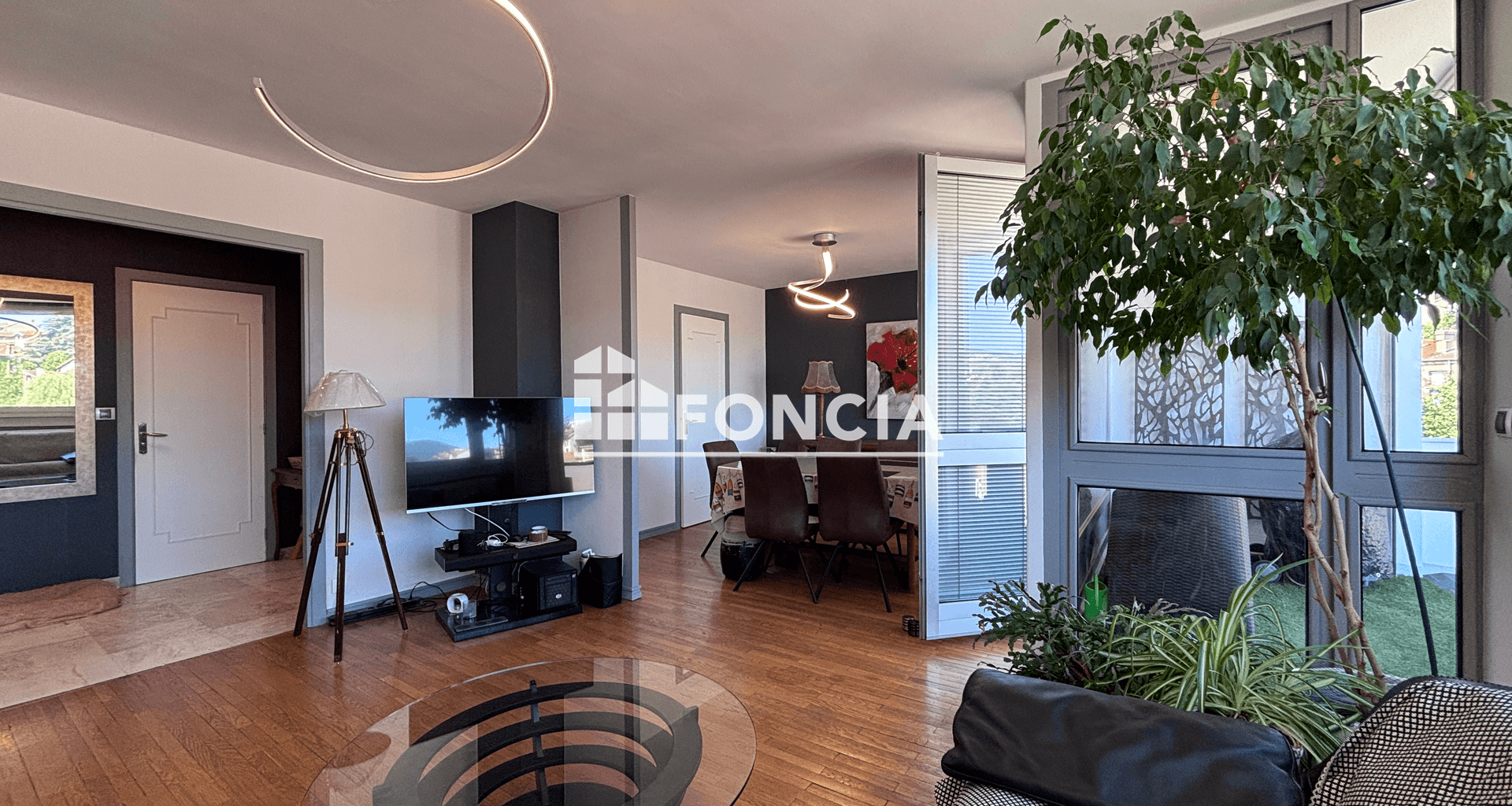 Appartement 3 pièces (83 m²) à vendre - Saint-étienne (42100)