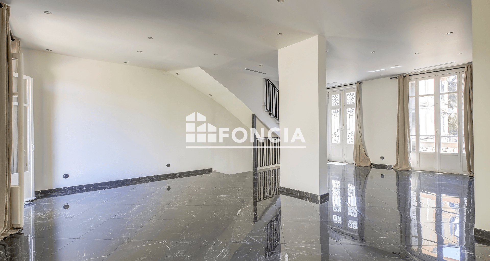 Maison 6 pièces (150 m²) à vendre - Nice (06100)