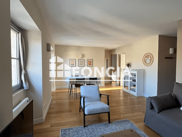 Appartement meublé 3 pièces (56.8 m²) à louer - Arles (13200)