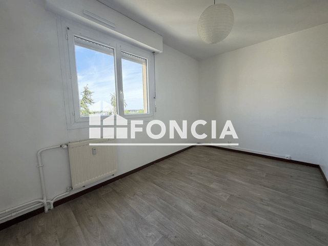 Appartement 4 pièces (76.95 m²) à louer - Chartres (28000)