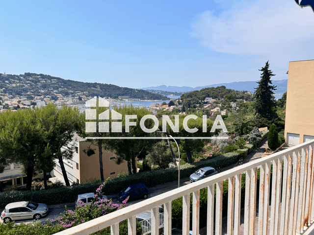 Appartement 3 pièces (74.75 m²) à louer - Saint Mandrier Sur Mer (83430)