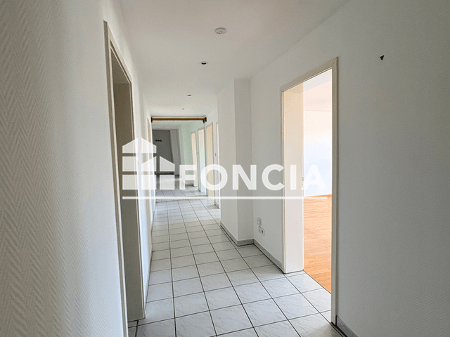 Appartement 2 pièces (76.72 m²) à louer - Strasbourg (67000)