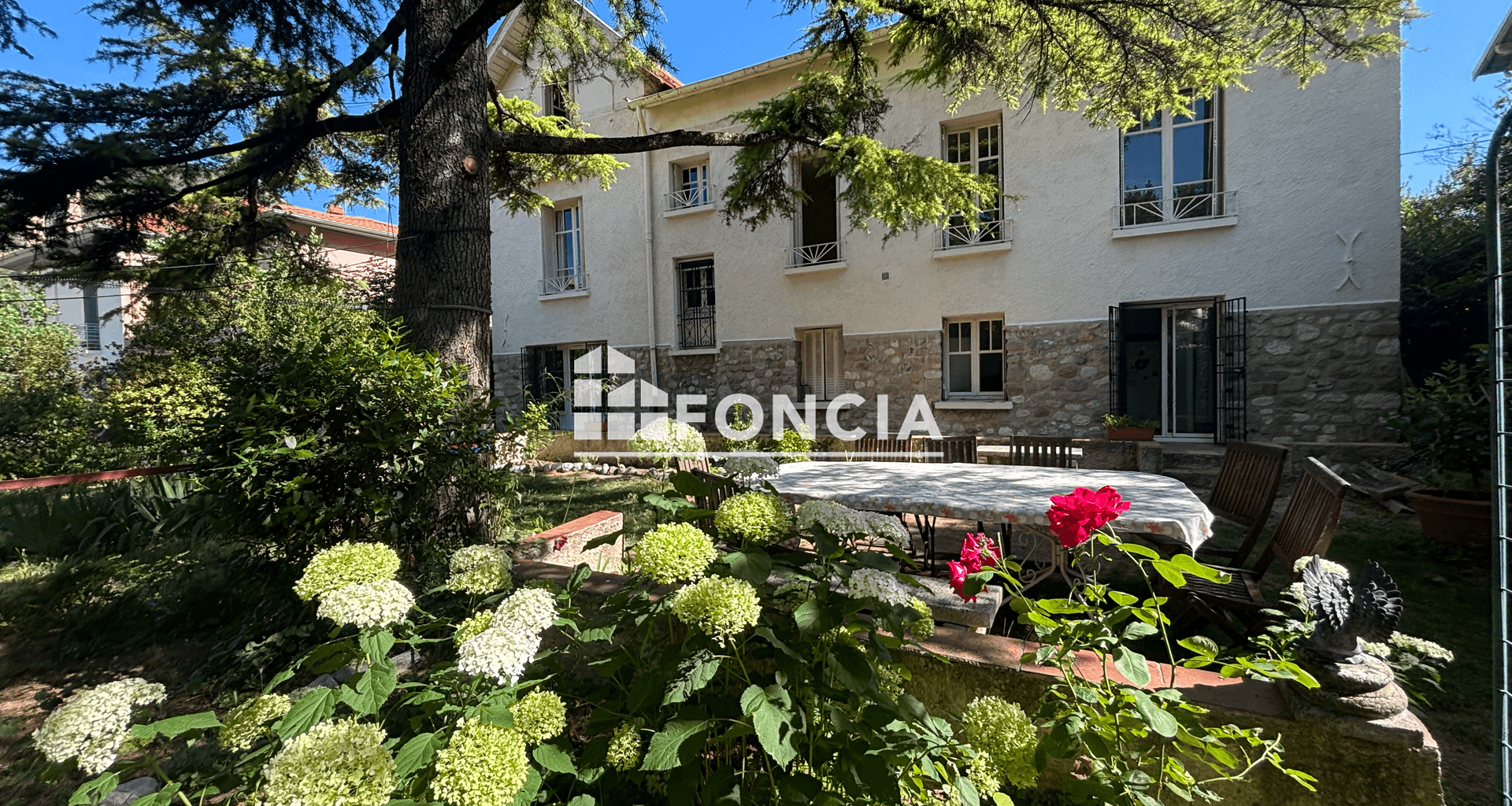 Maison 9 pièces (236.84 m²) à vendre - Digne-les-bains (04000)