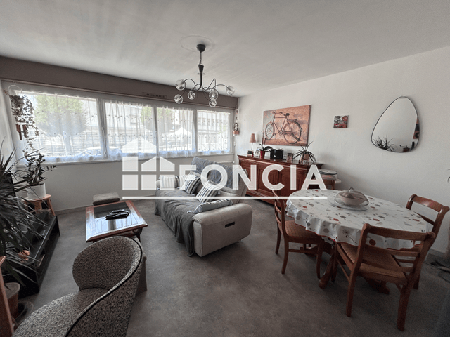 Appartement 3 pièces (75.03 m²) à louer - La Roche Sur Yon (85000)