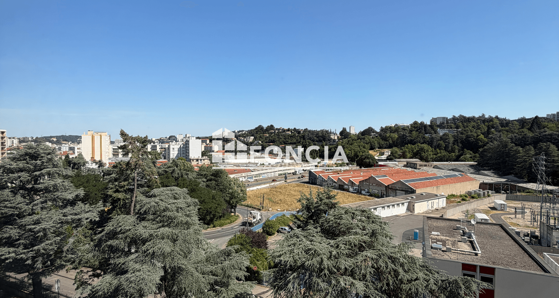 Appartement 4 pièces (88.4 m²) à louer - Saint-étienne (42100)