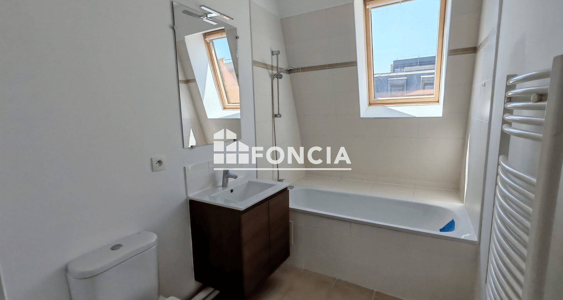 Studio (27.5 m²) à vendre - Châtillon (92320)