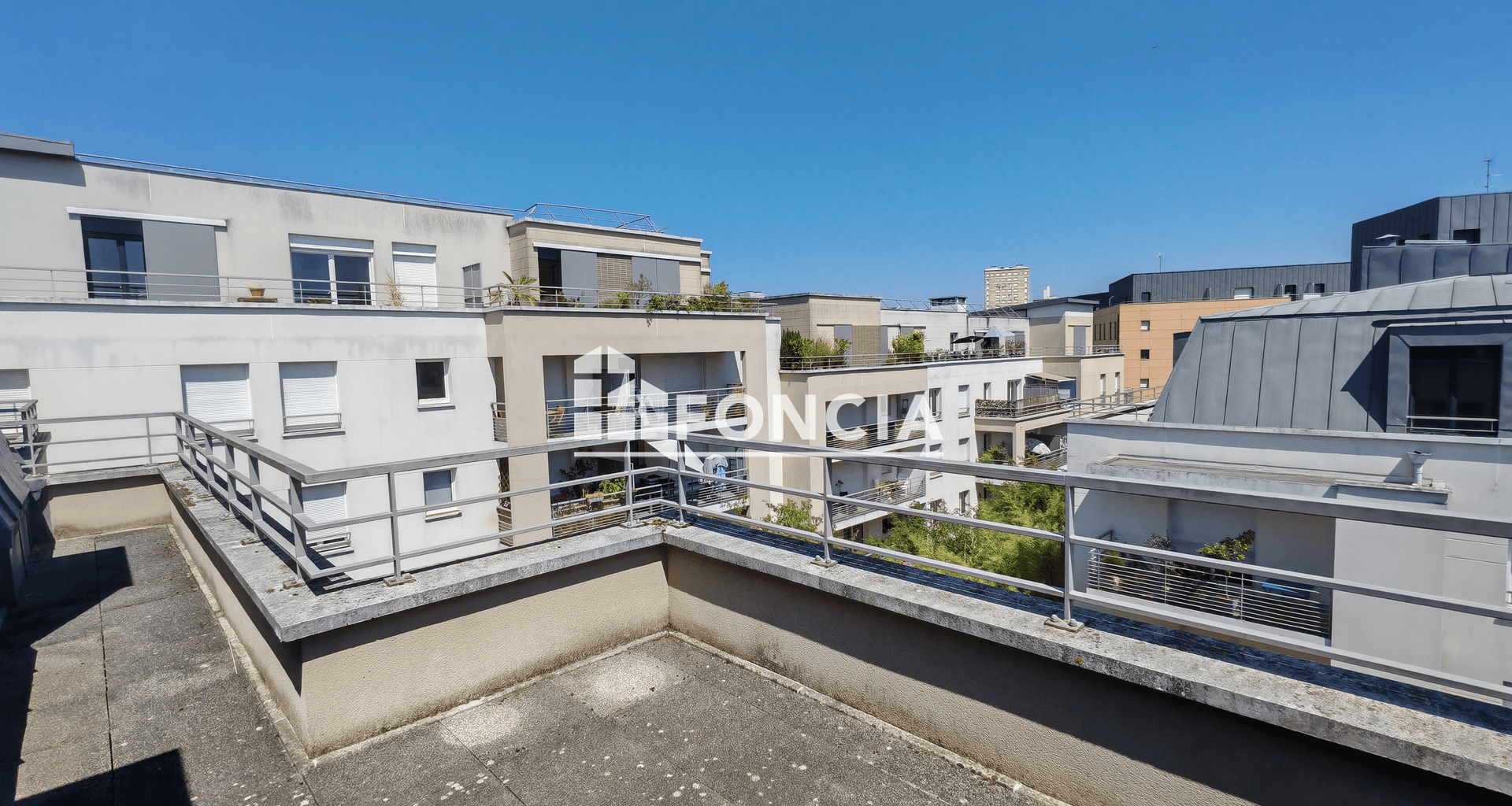 Appartement 2 pièces (48 m²) à vendre - Châtillon (92320)