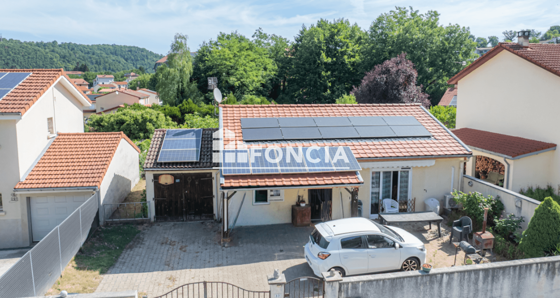 Maison 4 pièces (76 m²) à vendre - Le Chambon-feugerolles (42500)