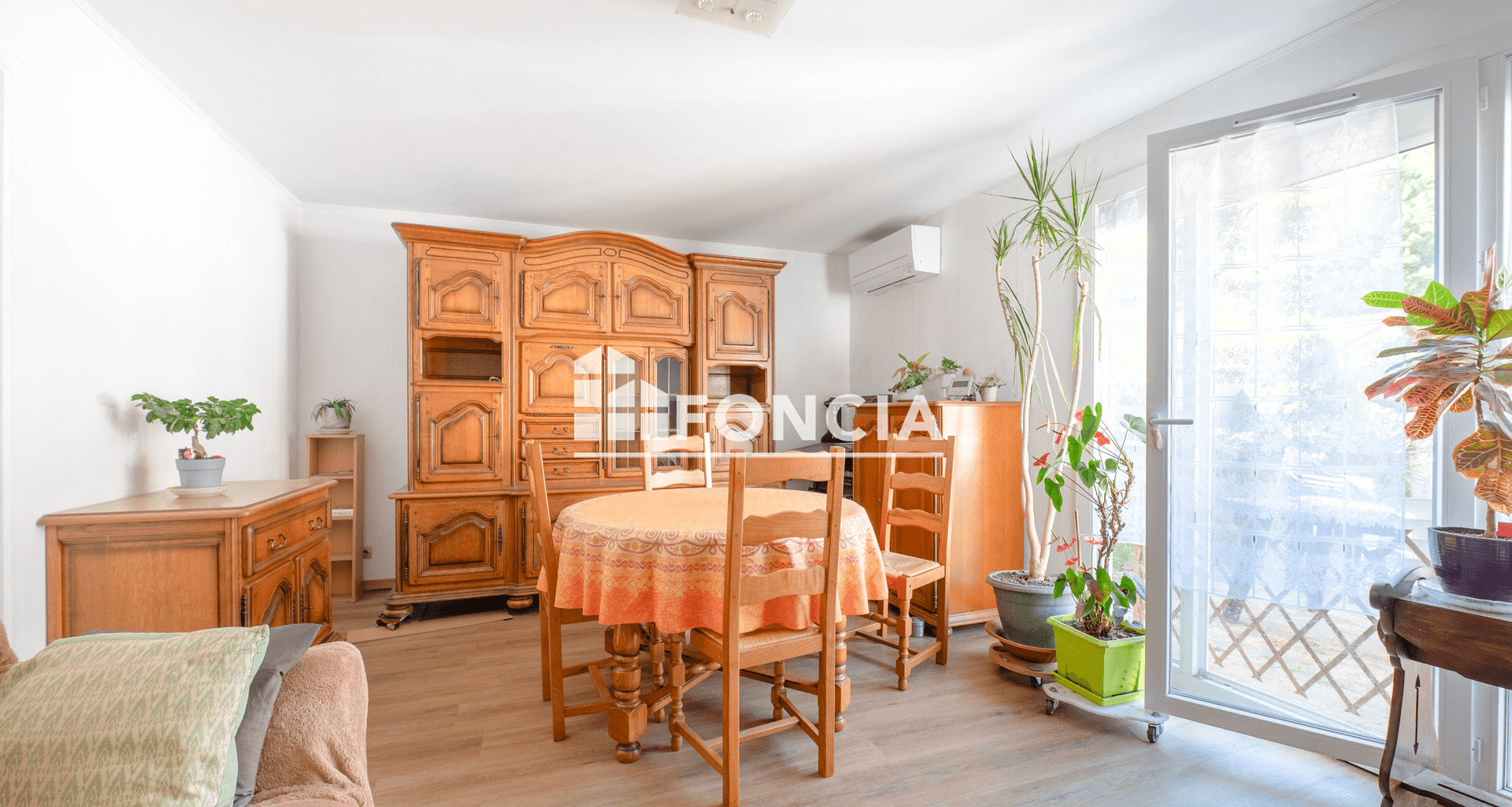 Maison 4 pièces (76 m²) à vendre - Le Chambon-feugerolles (42500)