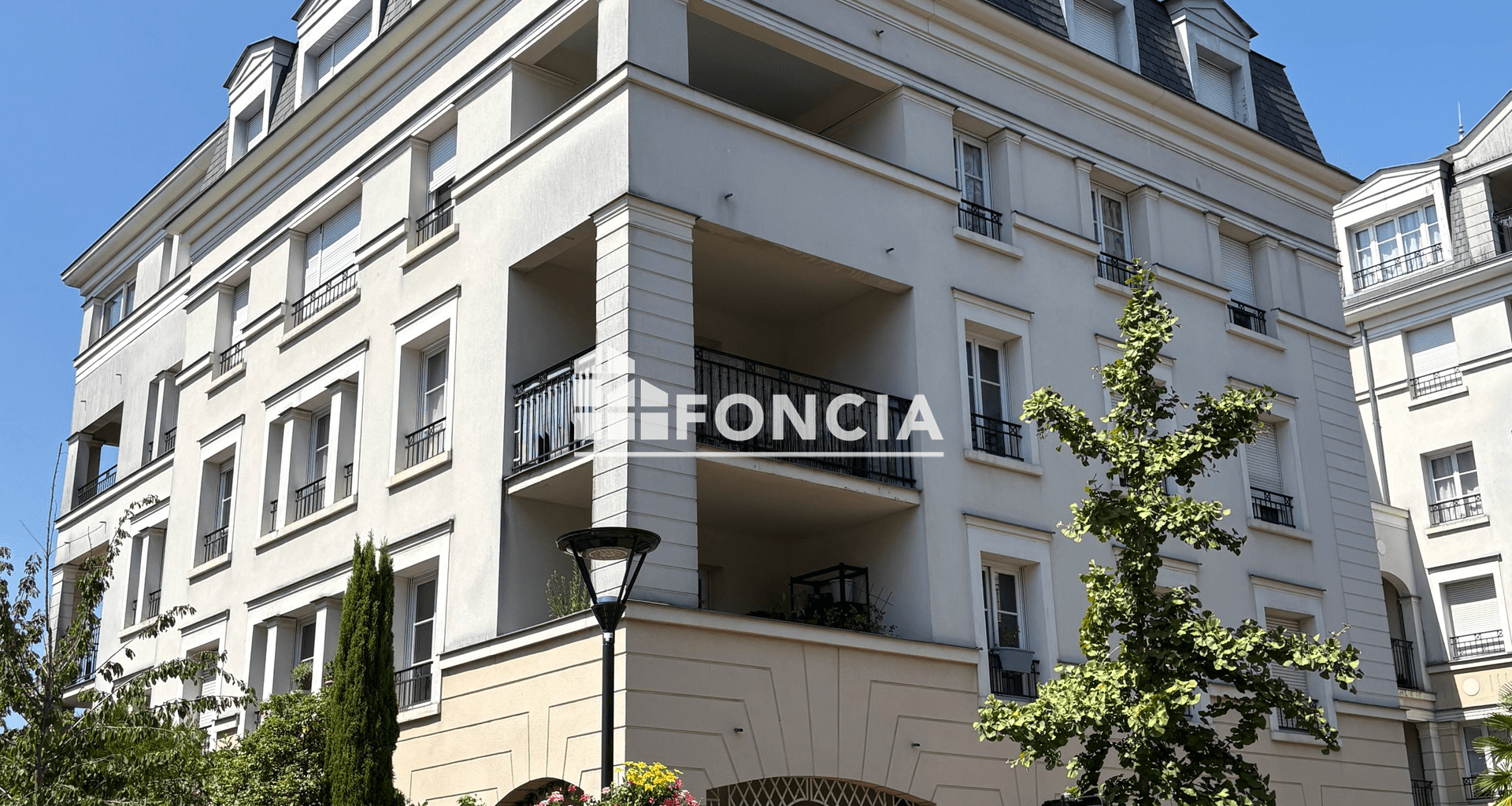Appartement 2 pièces (45 m²) à louer - Le Plessis-robinson (92350)