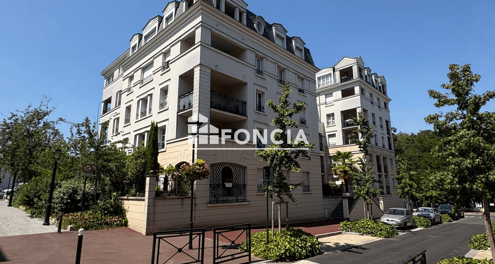 Appartement 2 pièces (45 m²) à louer - Le Plessis-robinson (92350)