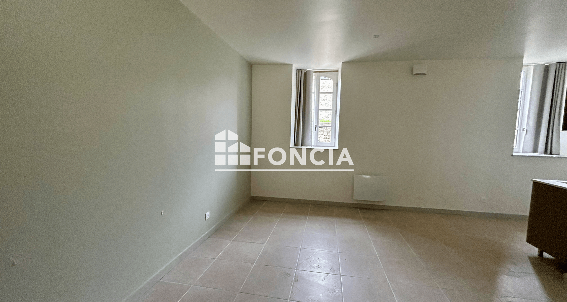 Studio (28.4 m²) à louer - Guingamp (22200)