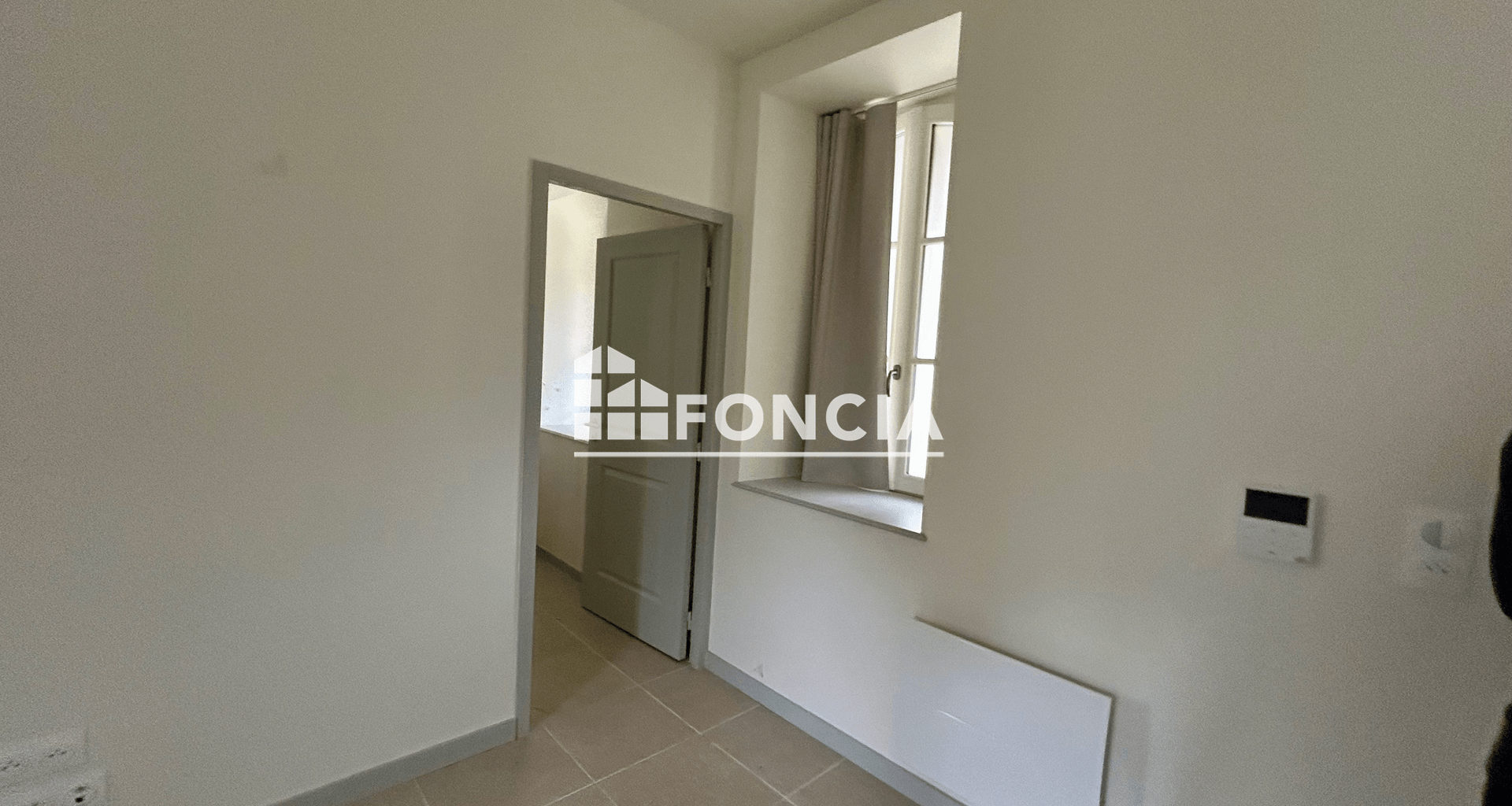 Studio (28.4 m²) à louer - Guingamp (22200)