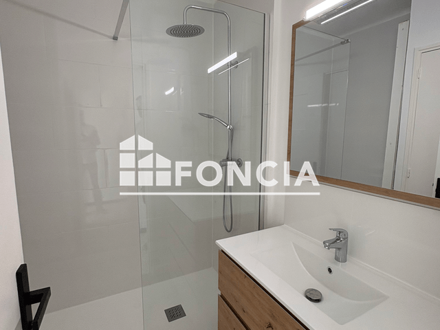 Appartement 3 pièces (49.98 m²) à louer - Toulon (83100)