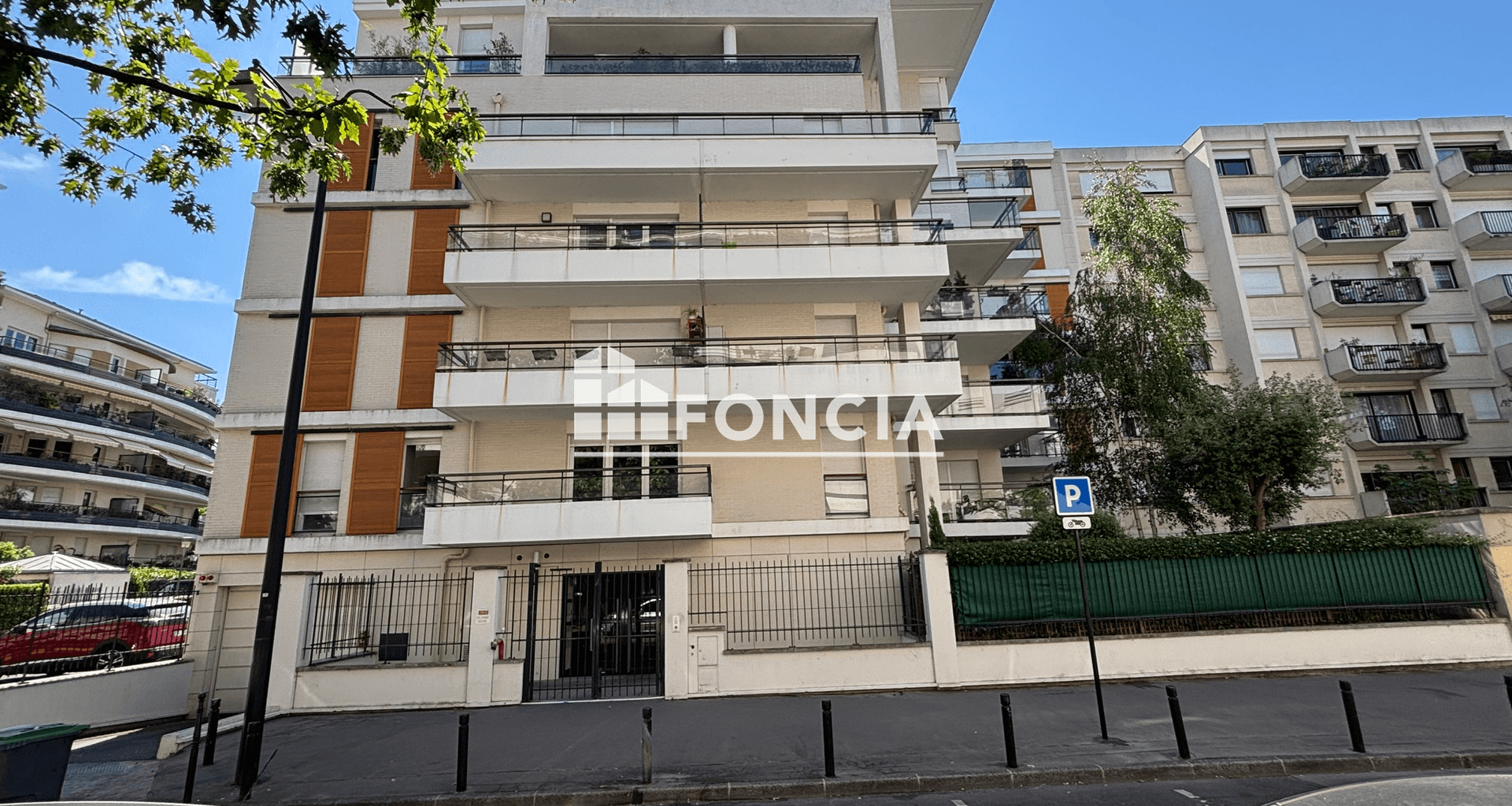 Appartement 4 pièces (102.12 m²) à louer - Courbevoie (92400)